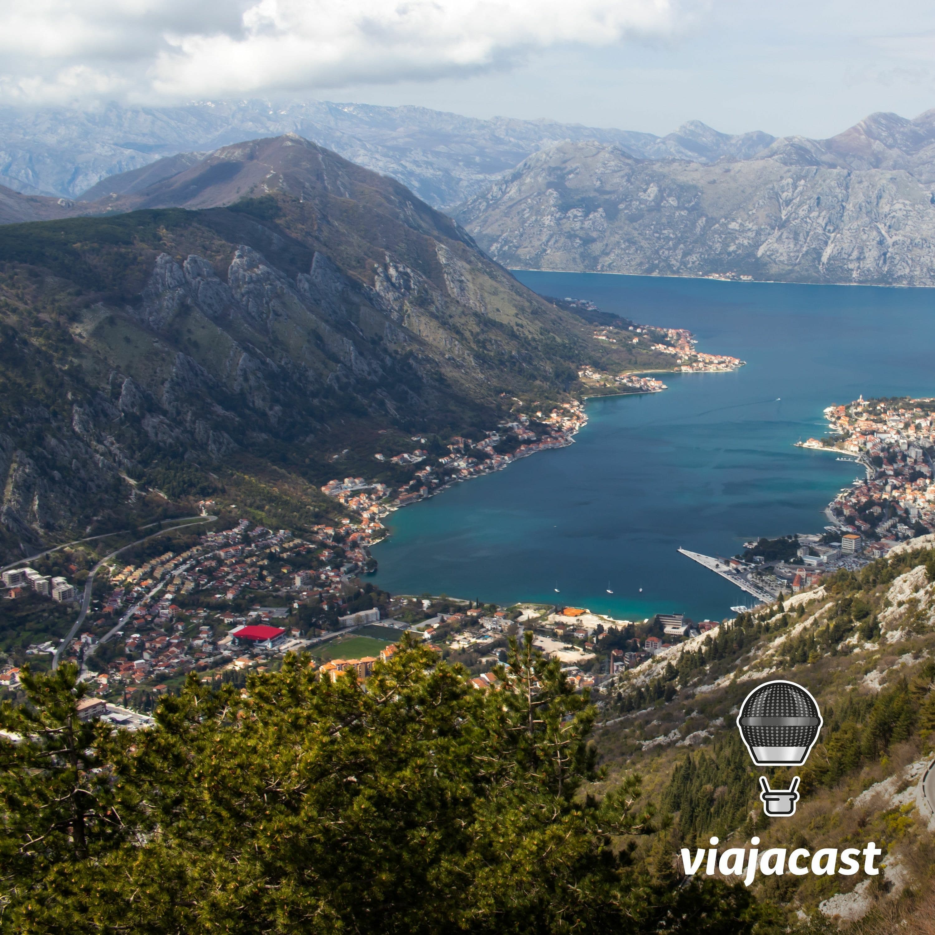 Capa do episódio: Especial de Ano Novo + unboxing